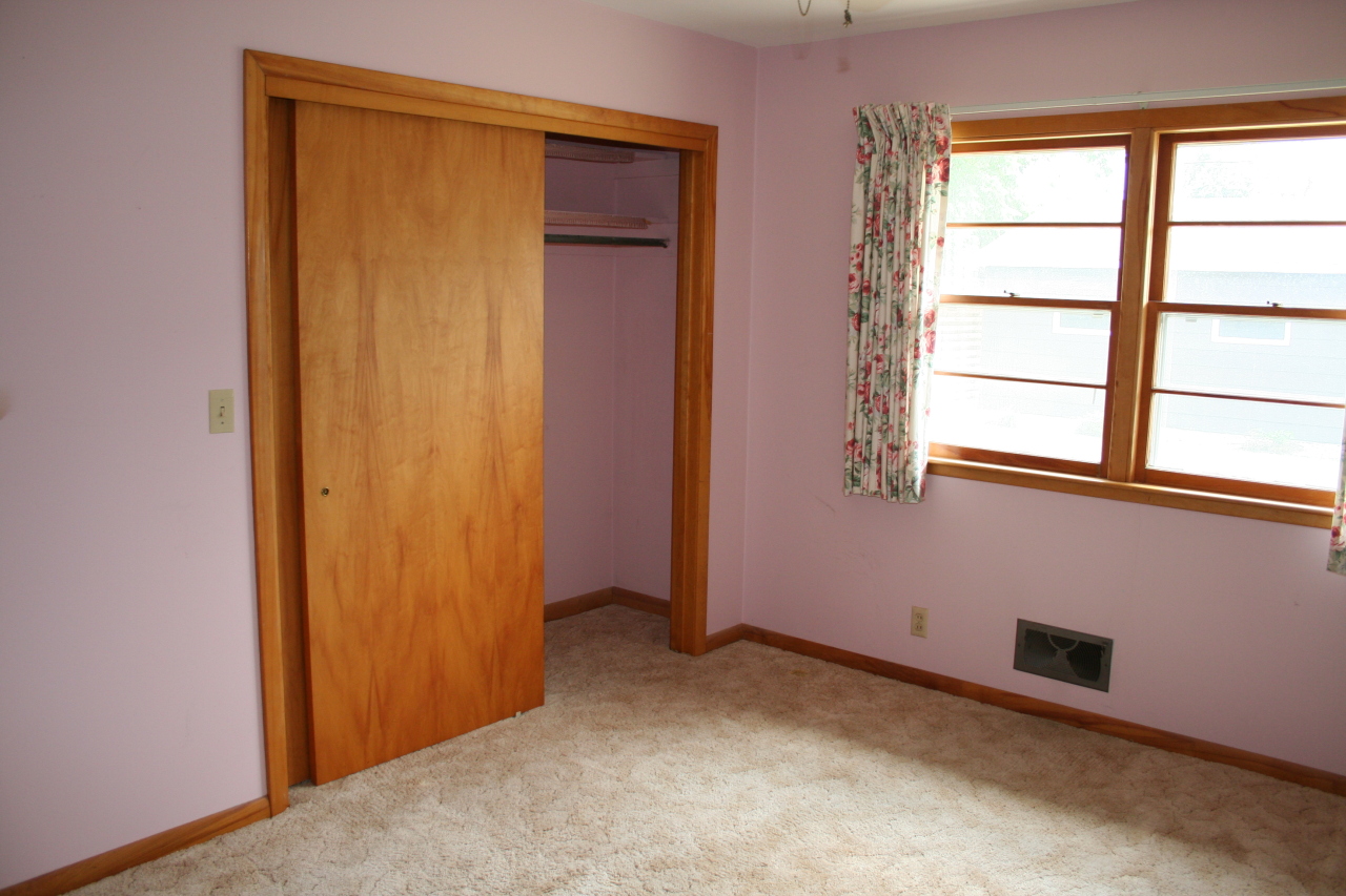 1405 E 4th Ave