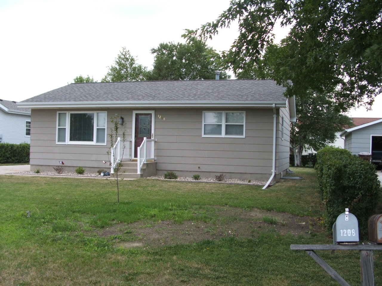 1208 State Ave