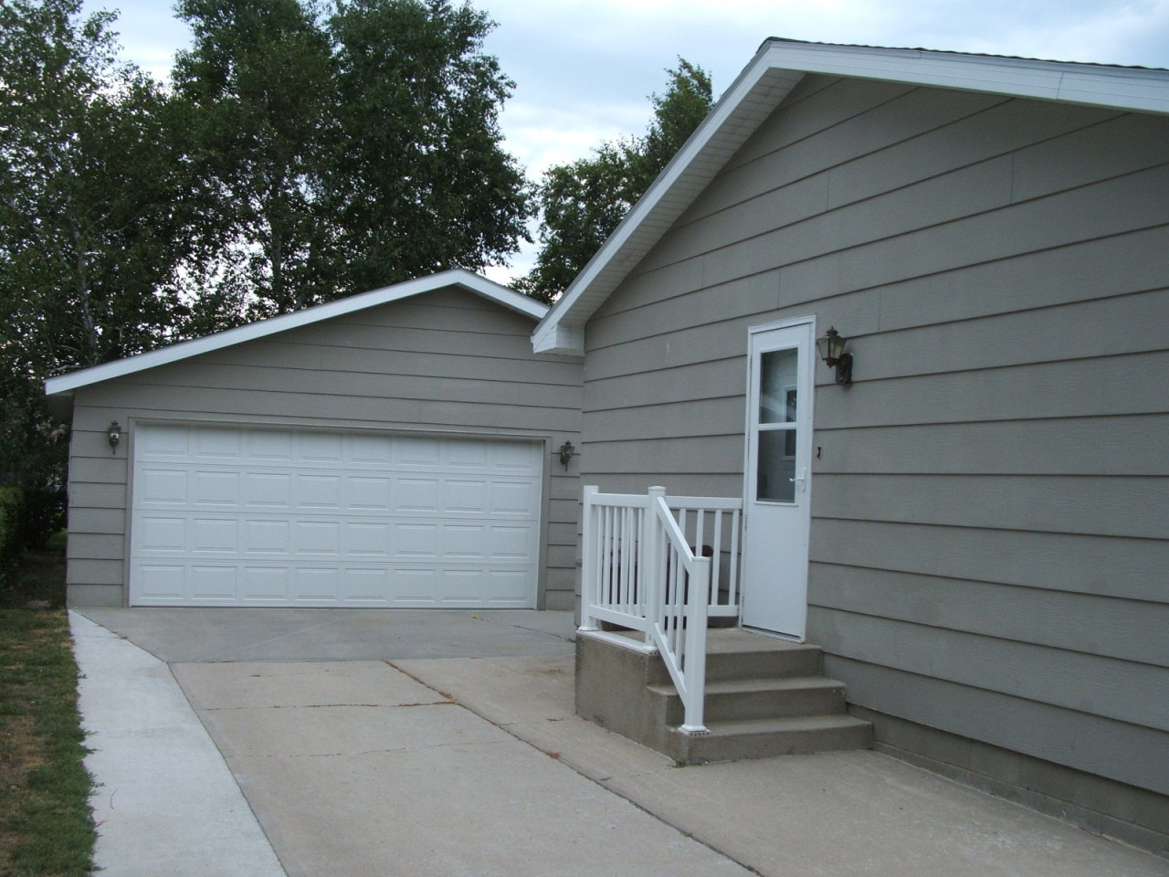 1208 State Ave