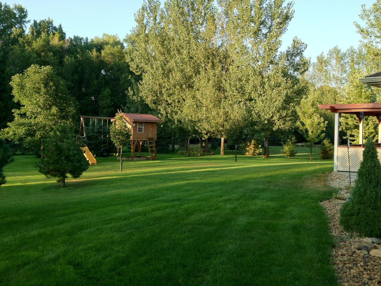 860 N Harmon Dr