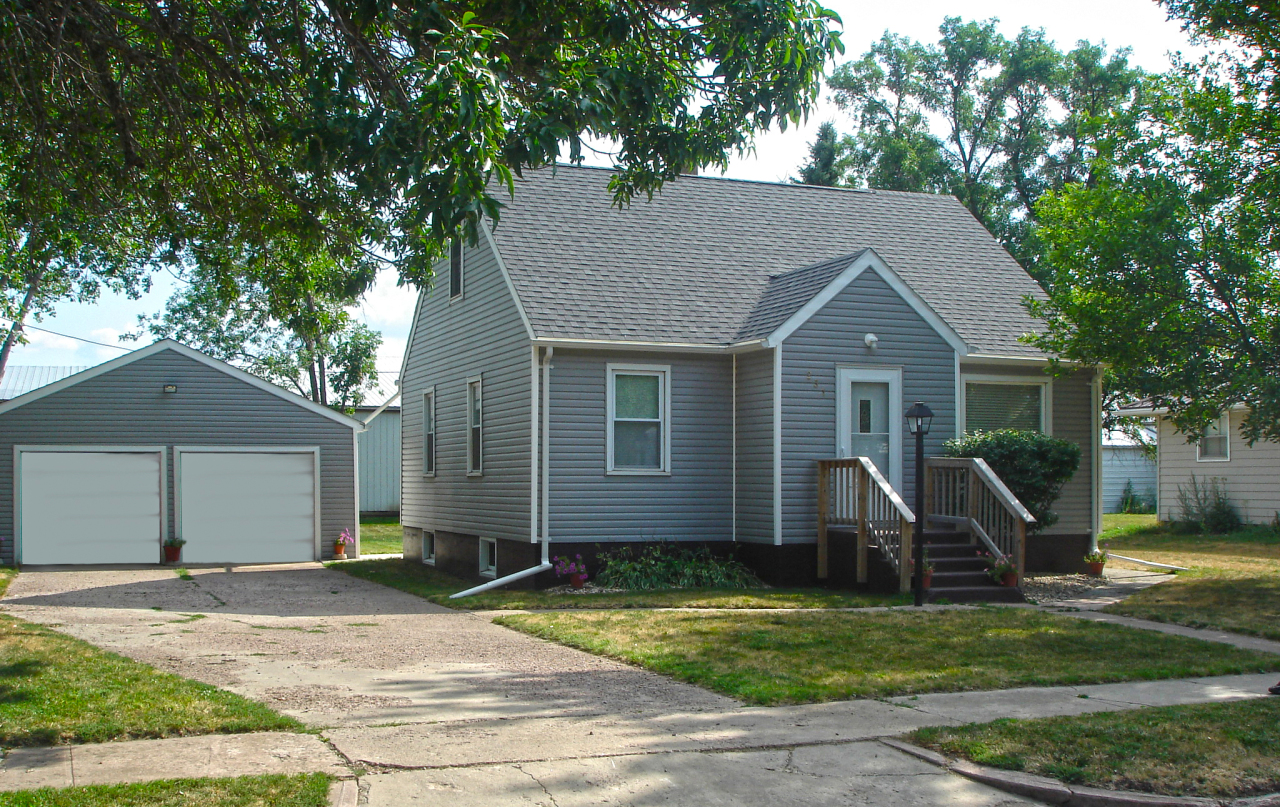 231 E Norton Ave