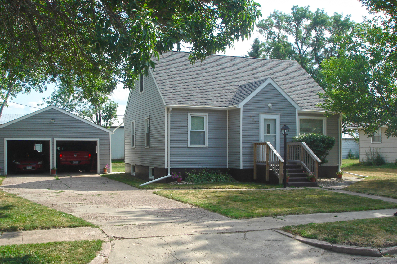 231 E Norton Ave