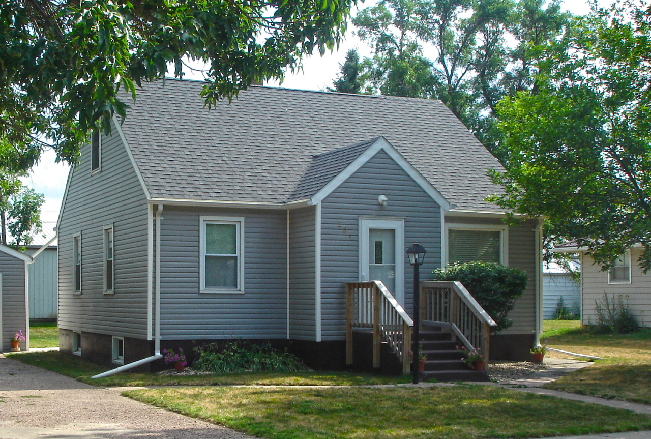 231 E Norton Ave