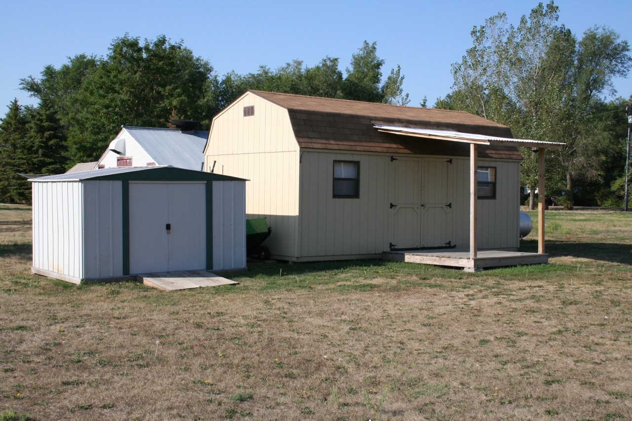 708 N Duff