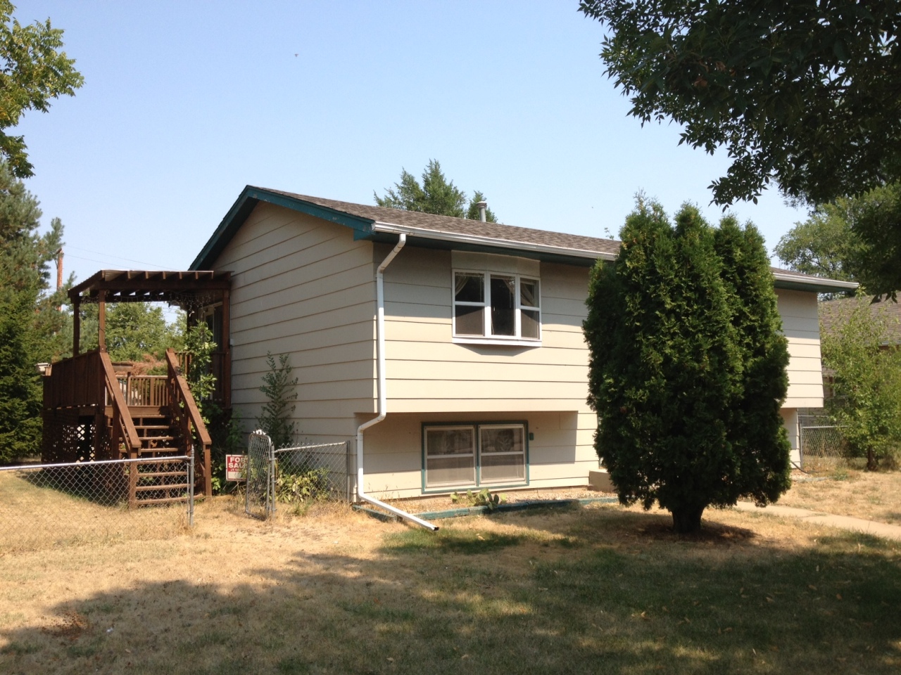 1306 E Birch Ave