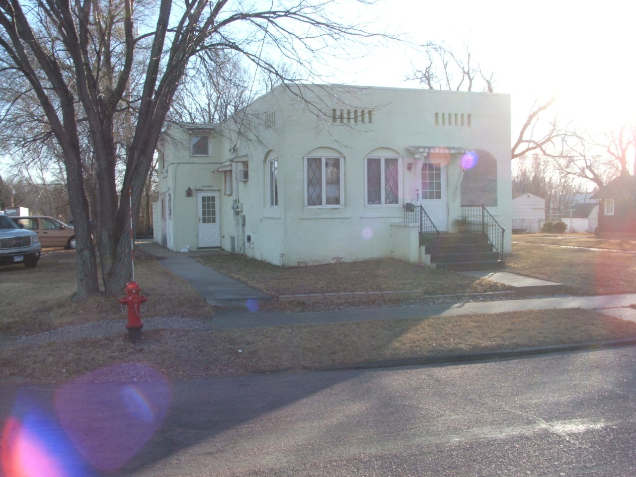 421 E 9th