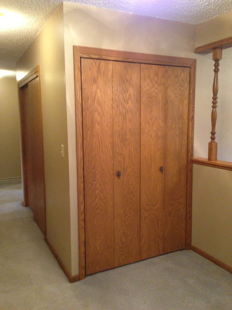 1113 W Hanson