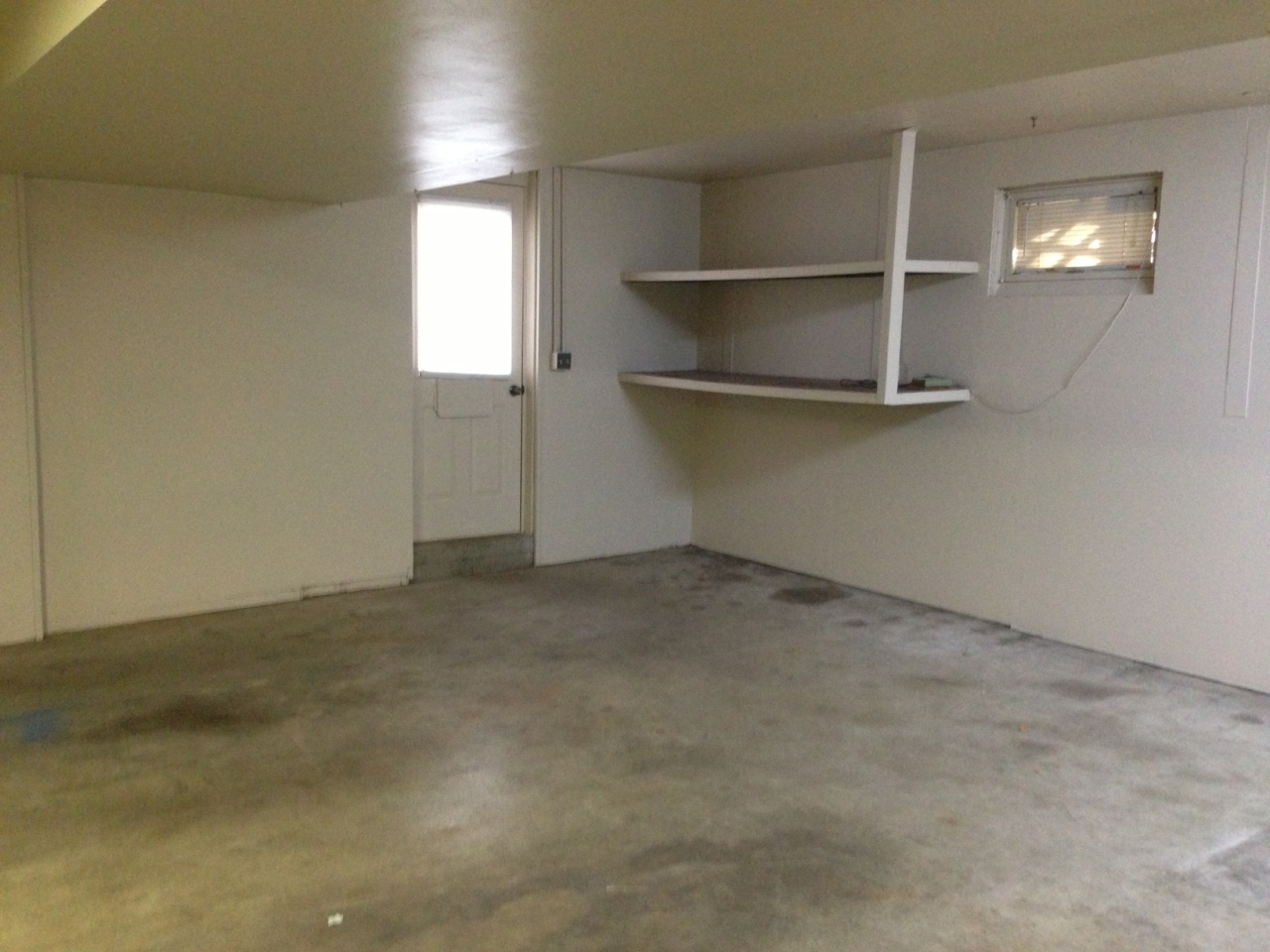1113 W Hanson