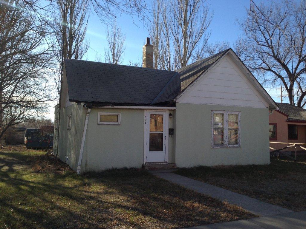 305 E Hanson Ave