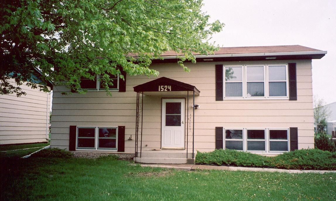 1524 E Hanson Ave