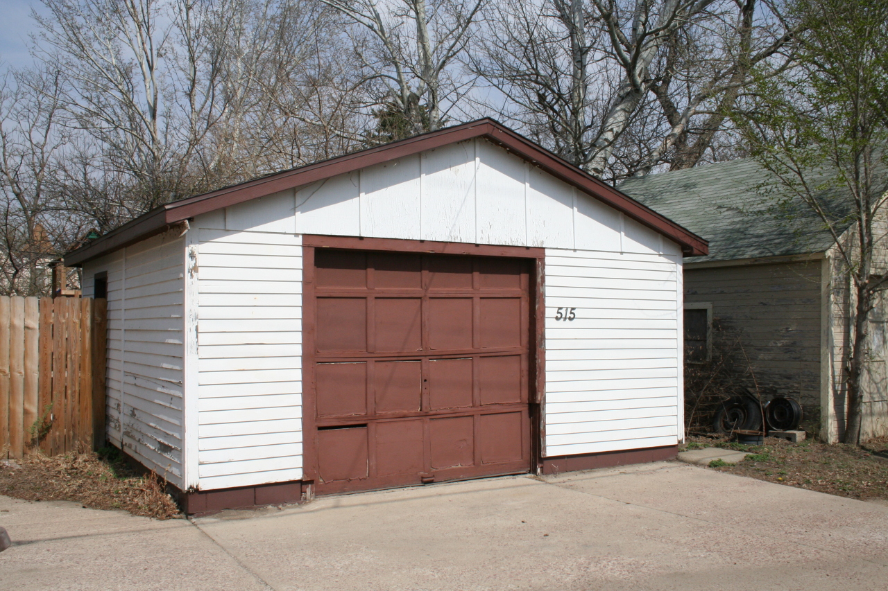 515 E 4th Ave