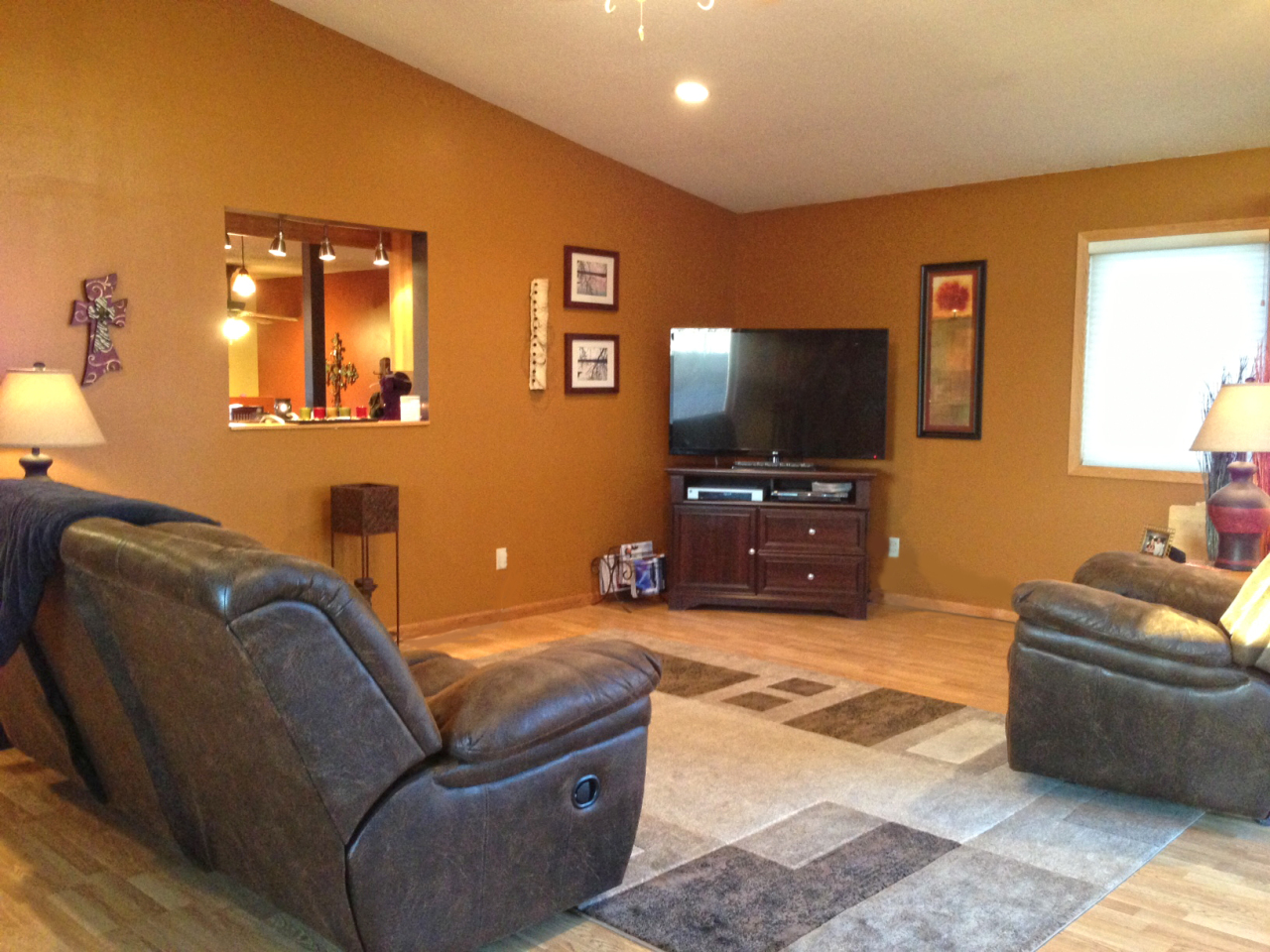 309 E 14th Ave
