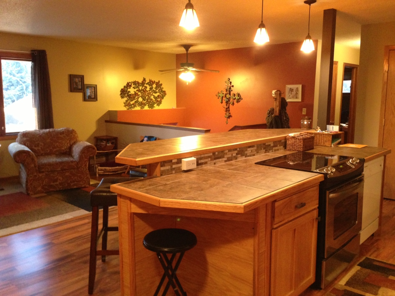 309 E 14th Ave