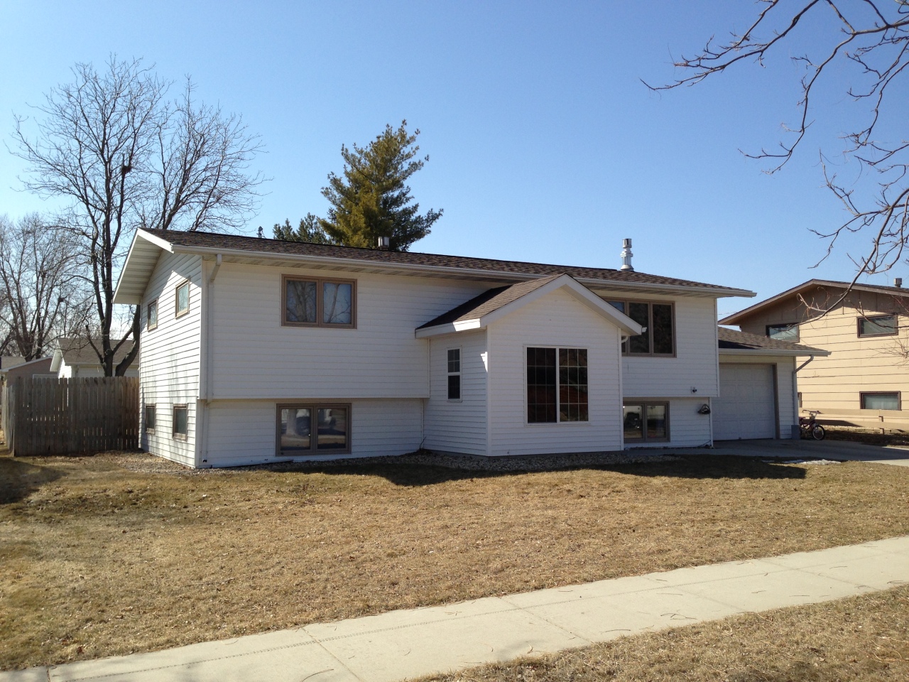 309 E 14th Ave