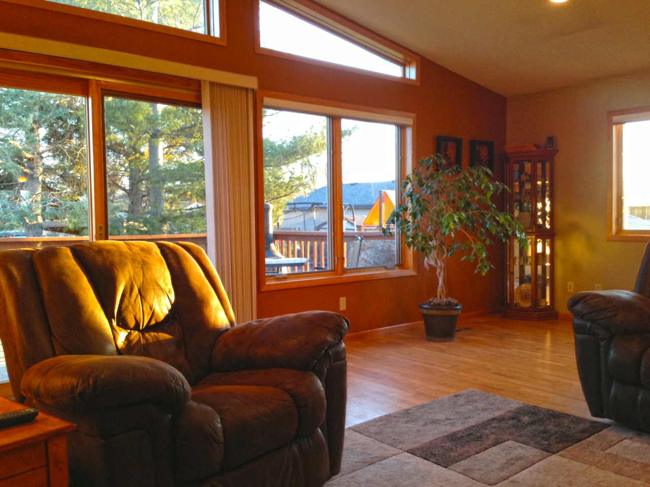 309 E 14th Ave