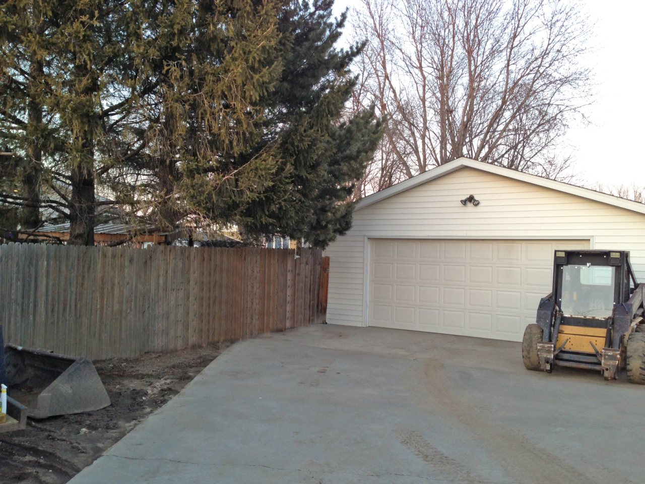 309 E 14th Ave