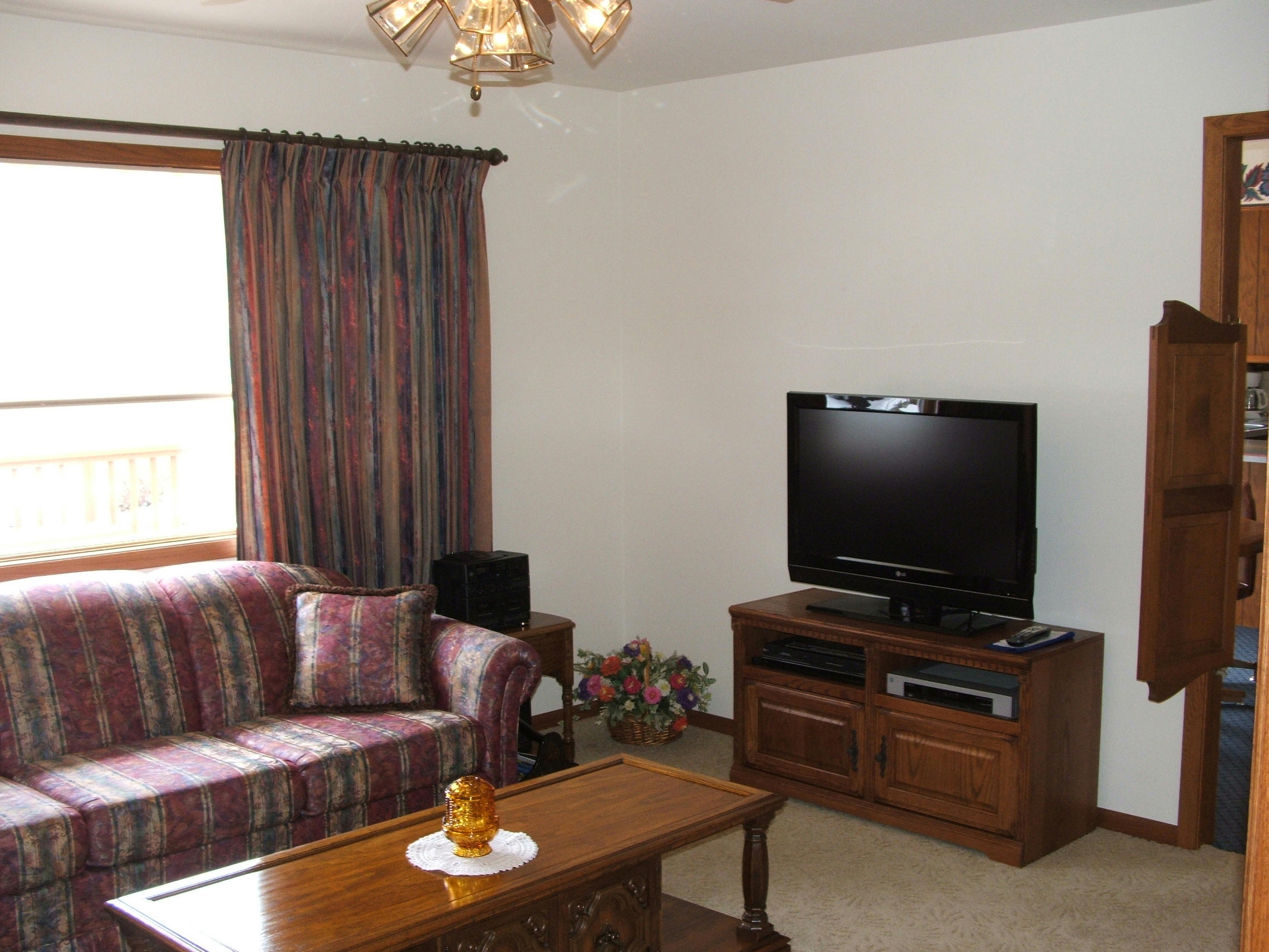 1145 Chalkstone