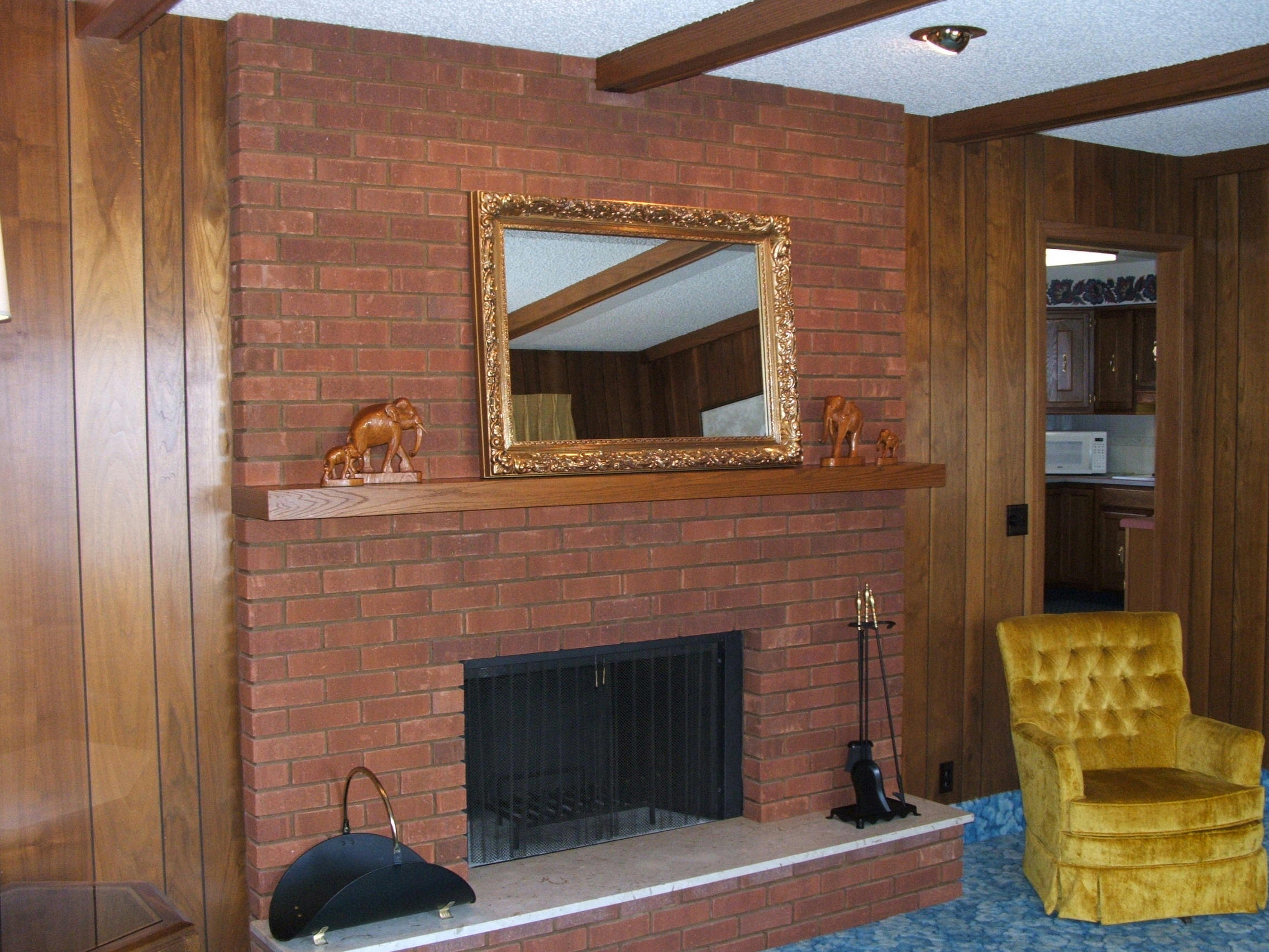 1145 Chalkstone