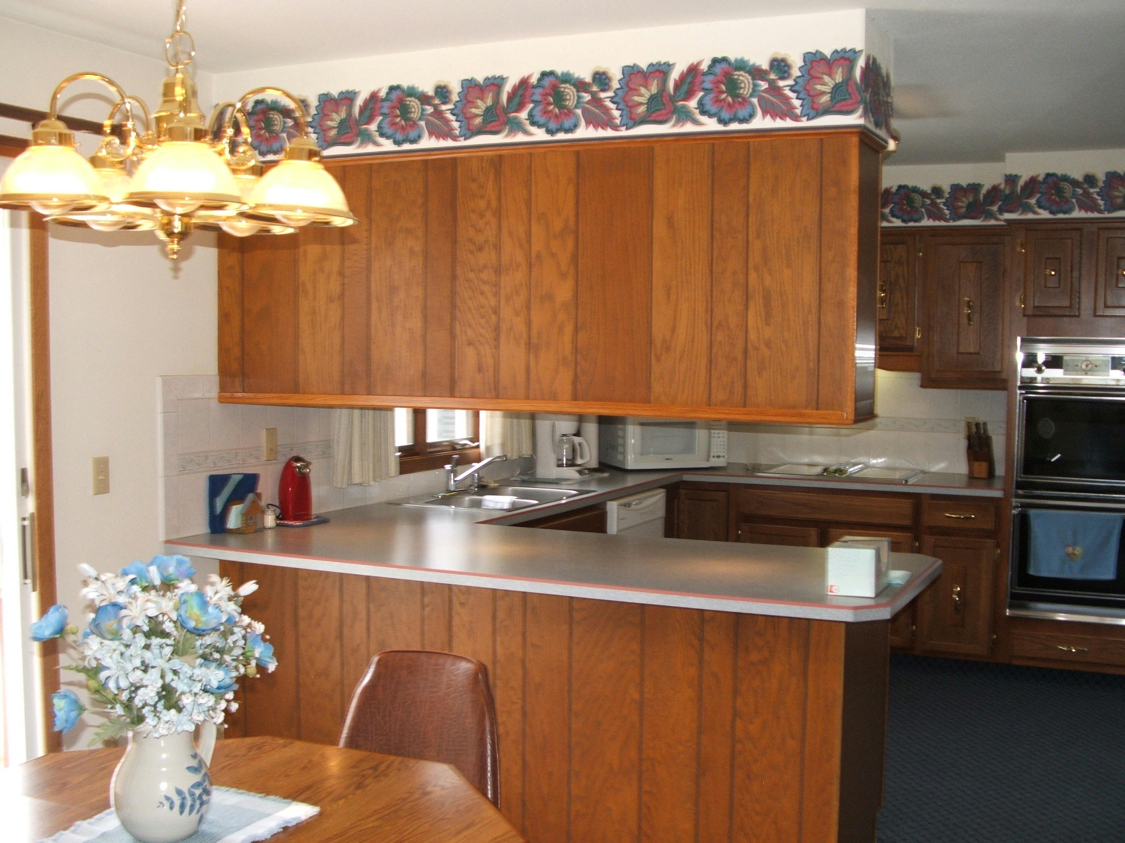 1145 Chalkstone