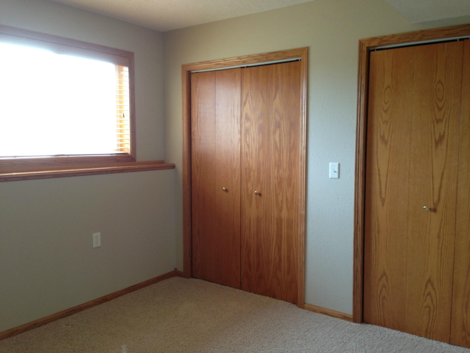 1806 N Minnesota