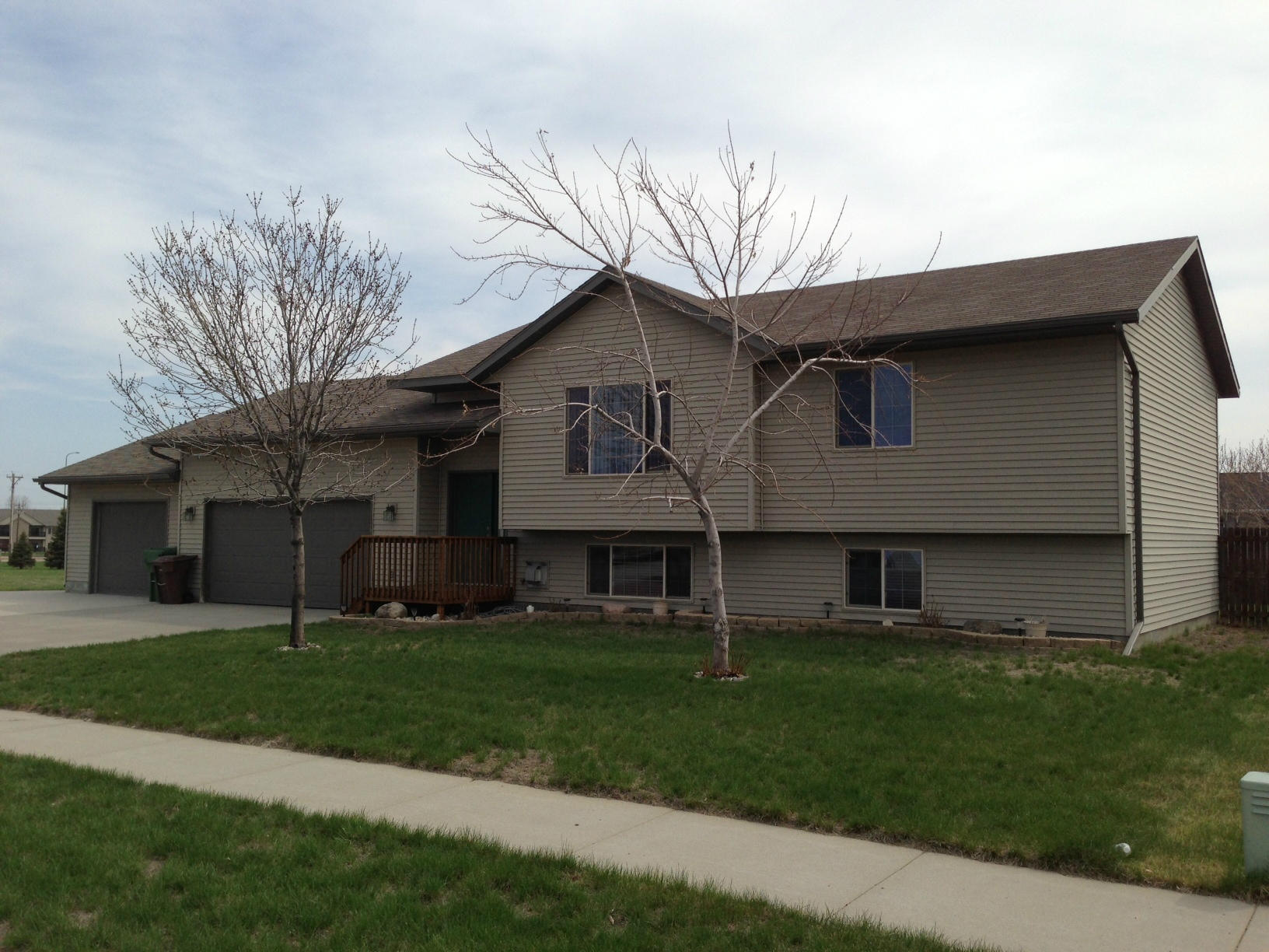 1806 N Minnesota