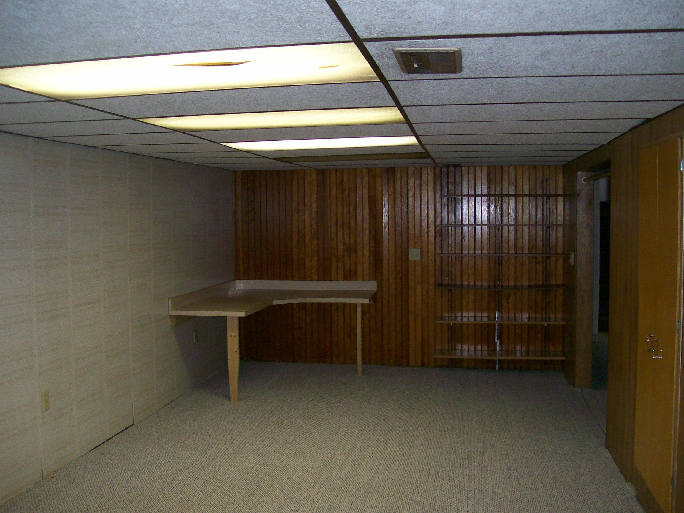 135 W 1st St