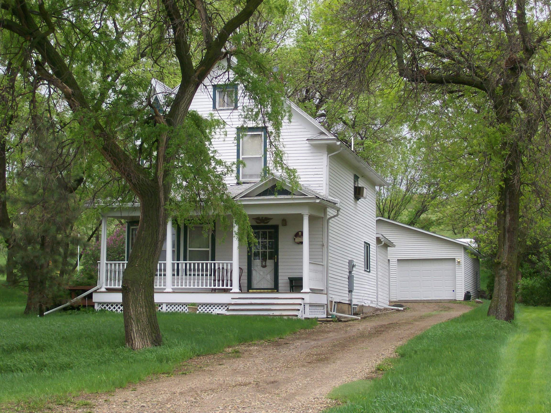 701 College Ave
