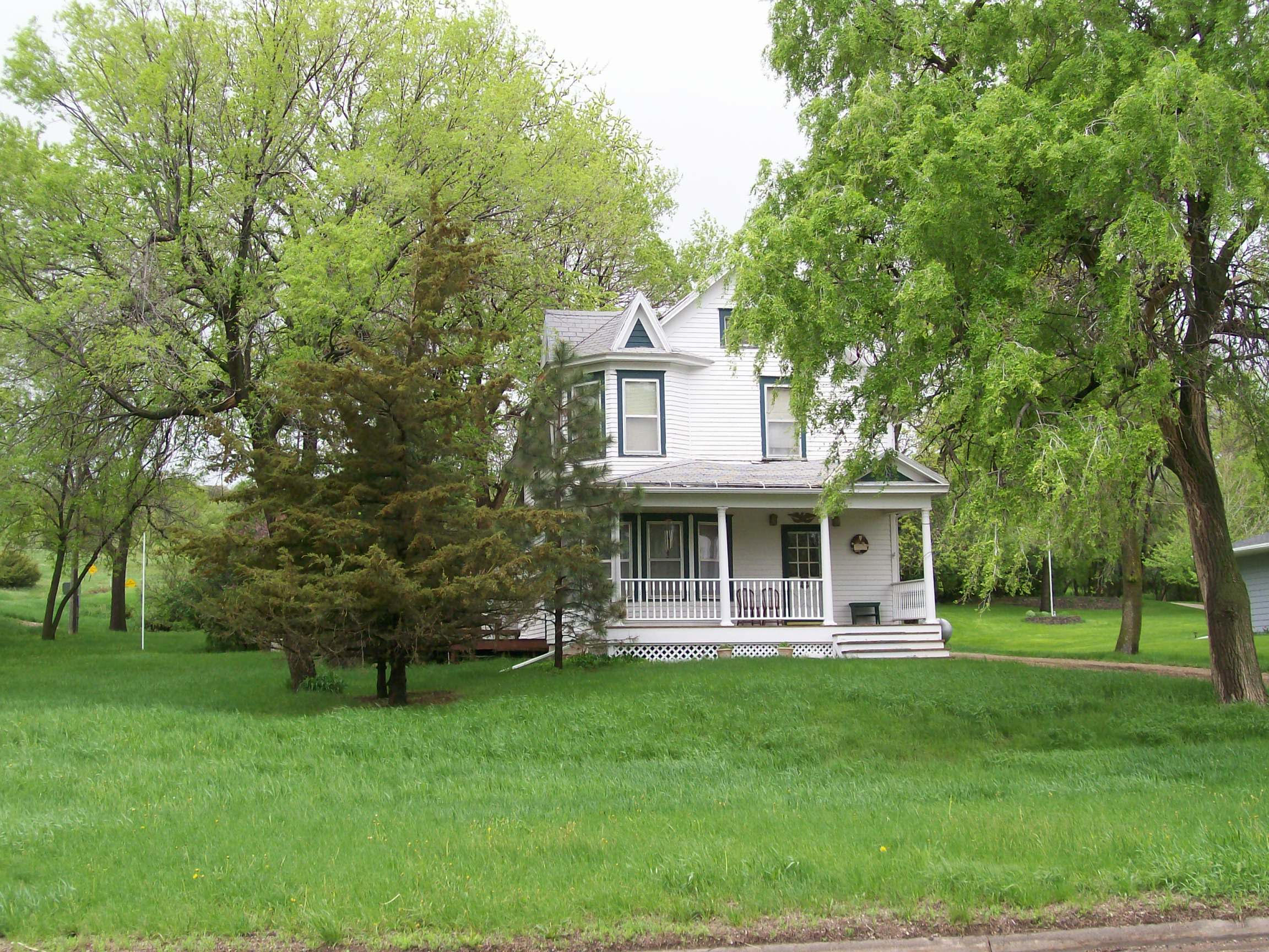701 College Ave