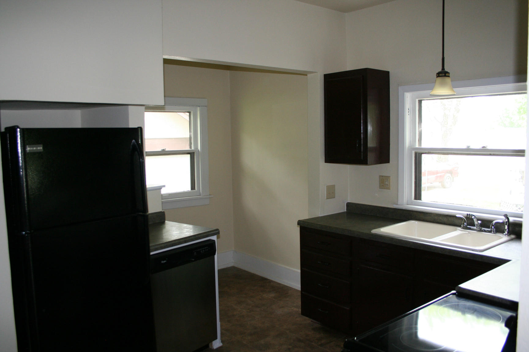 210 E 5th