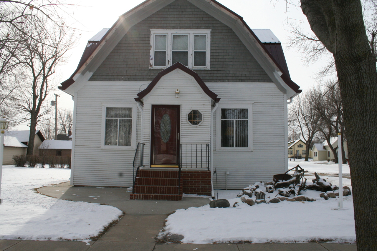 110 W Sycamore