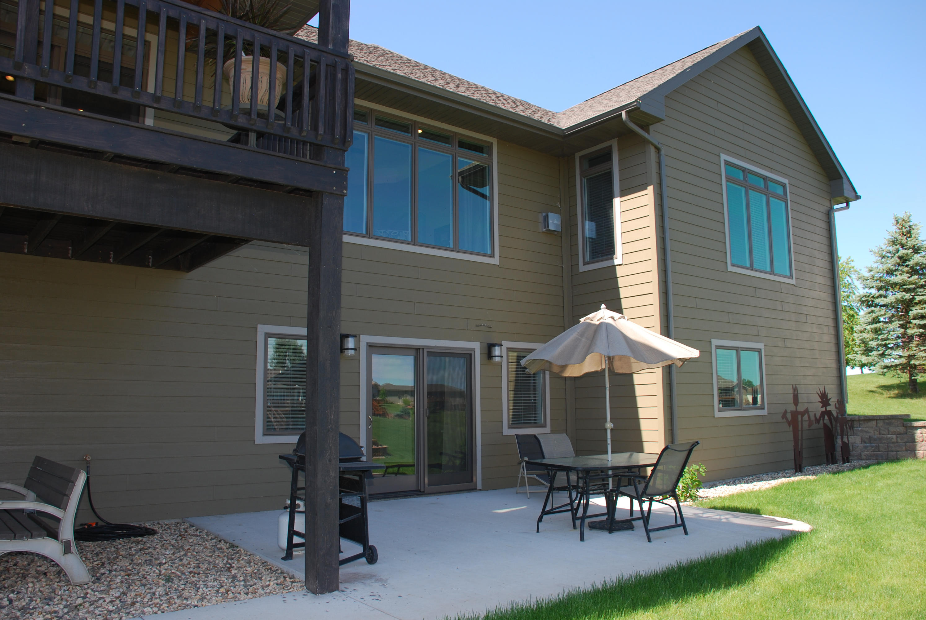2932 Canal Cir