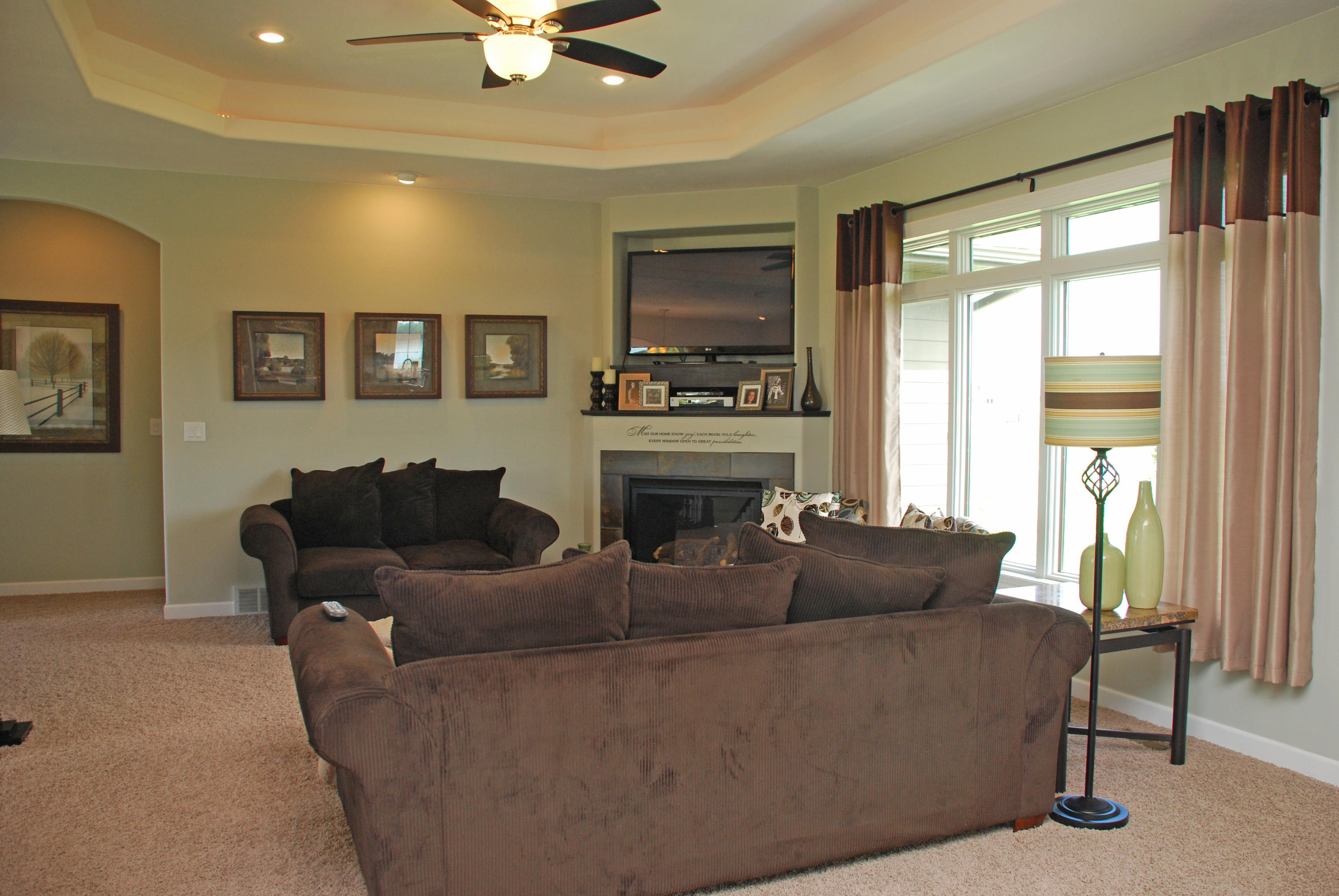 2932 Canal Cir