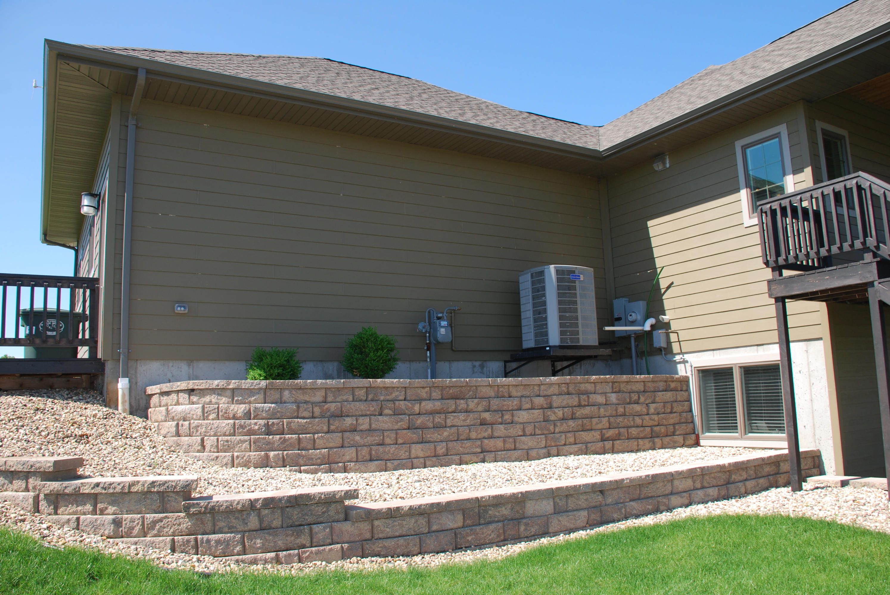 2932 Canal Cir