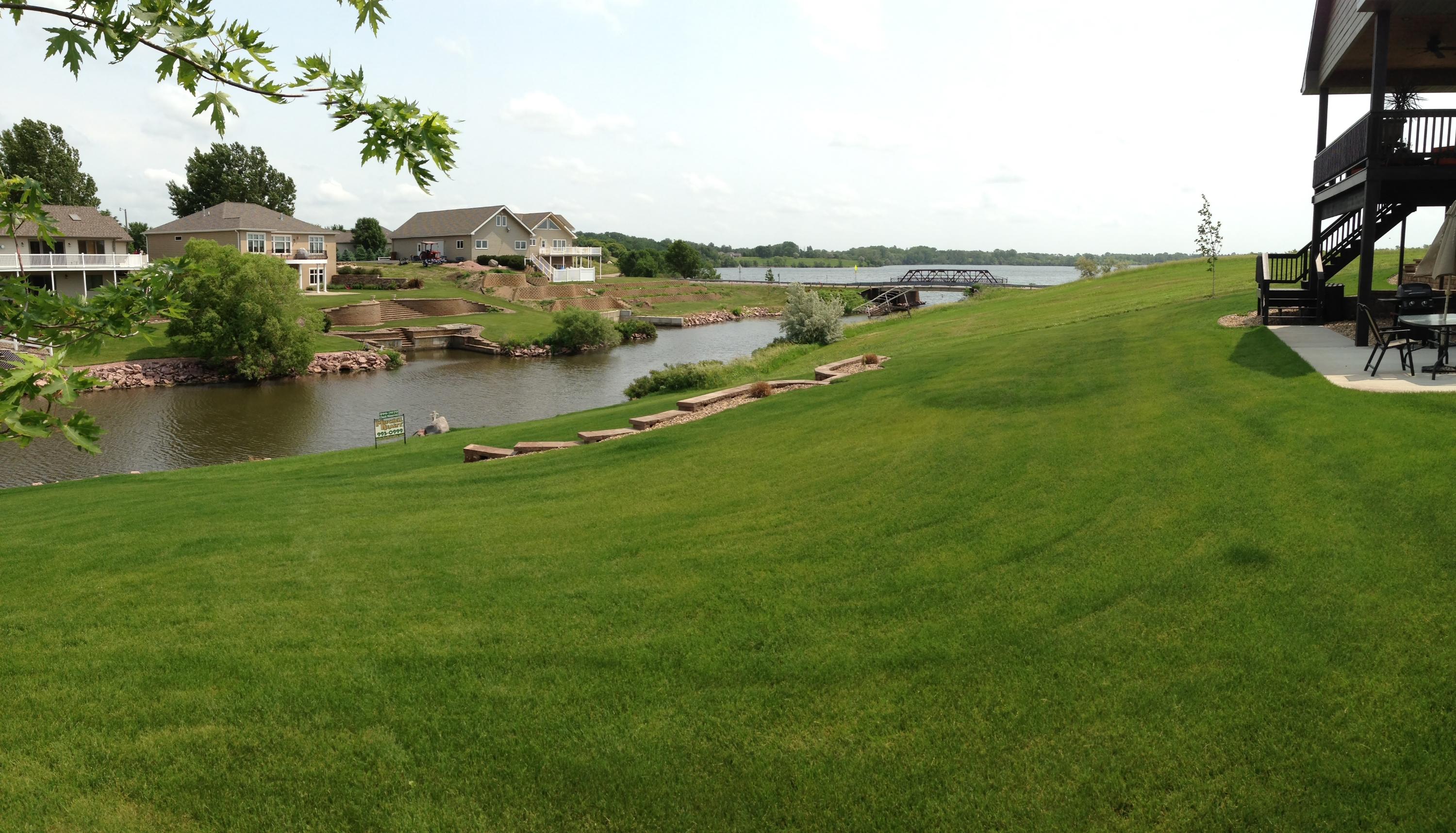 2932 Canal Cir