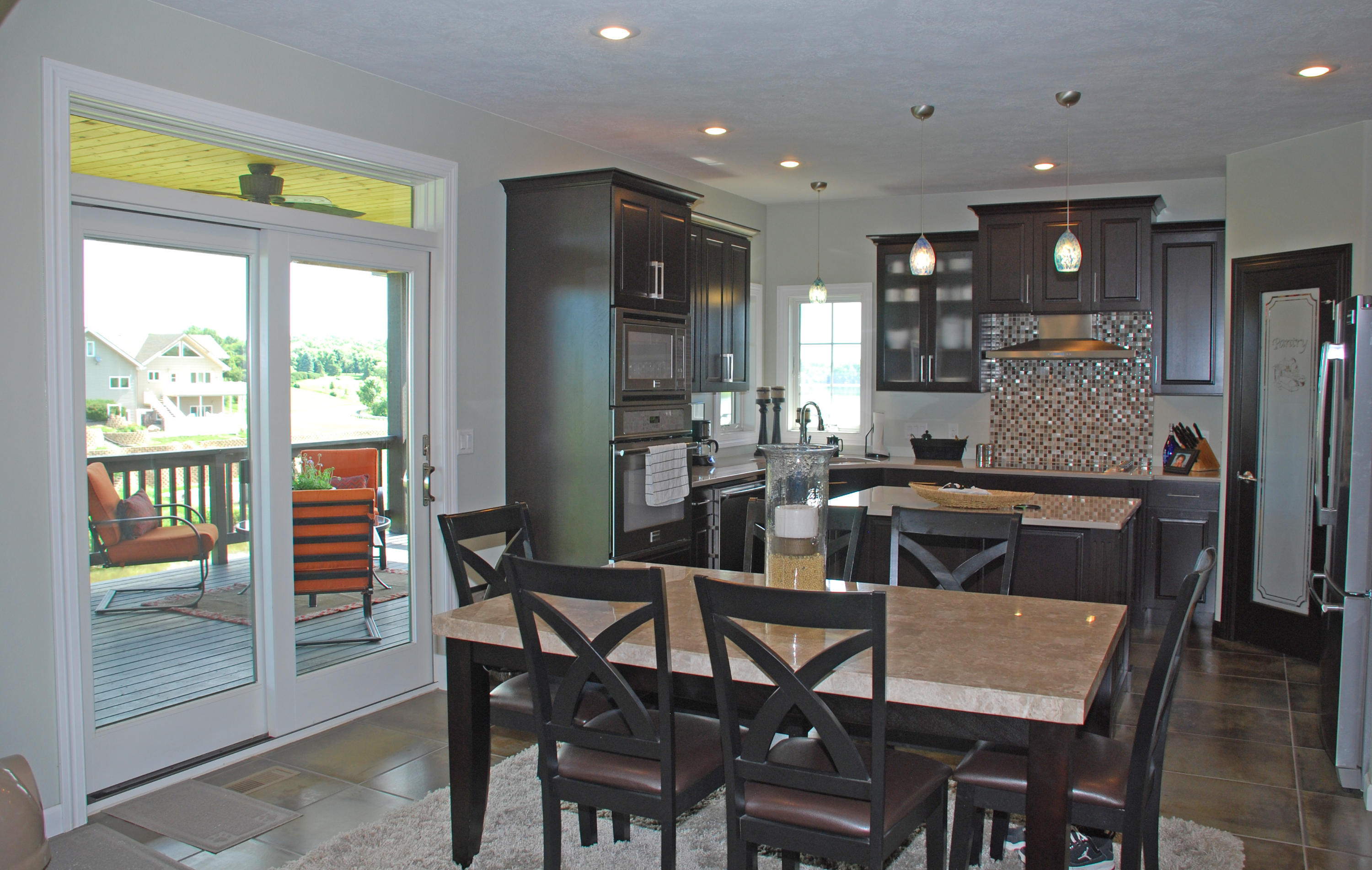2932 Canal Cir