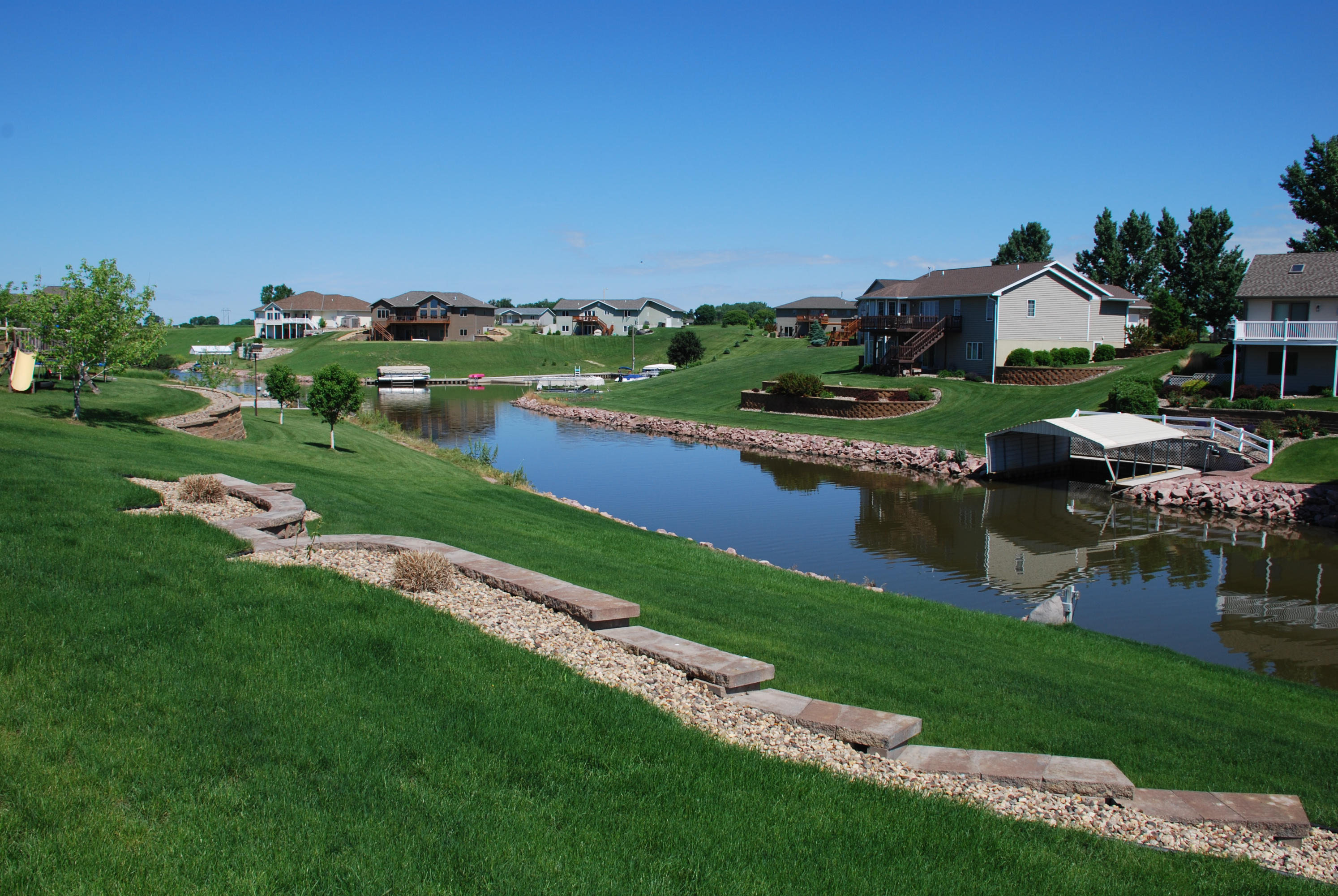 2932 Canal Cir