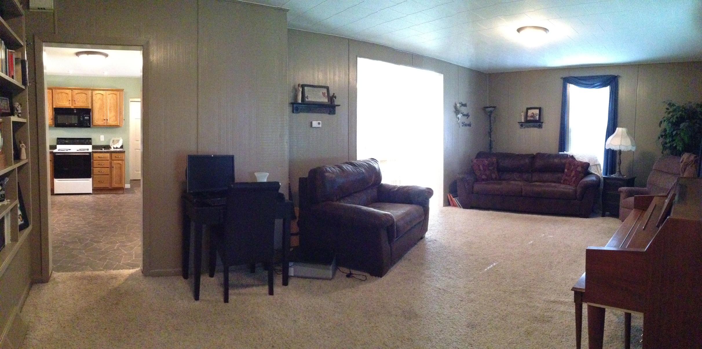 923 W 4th Ave