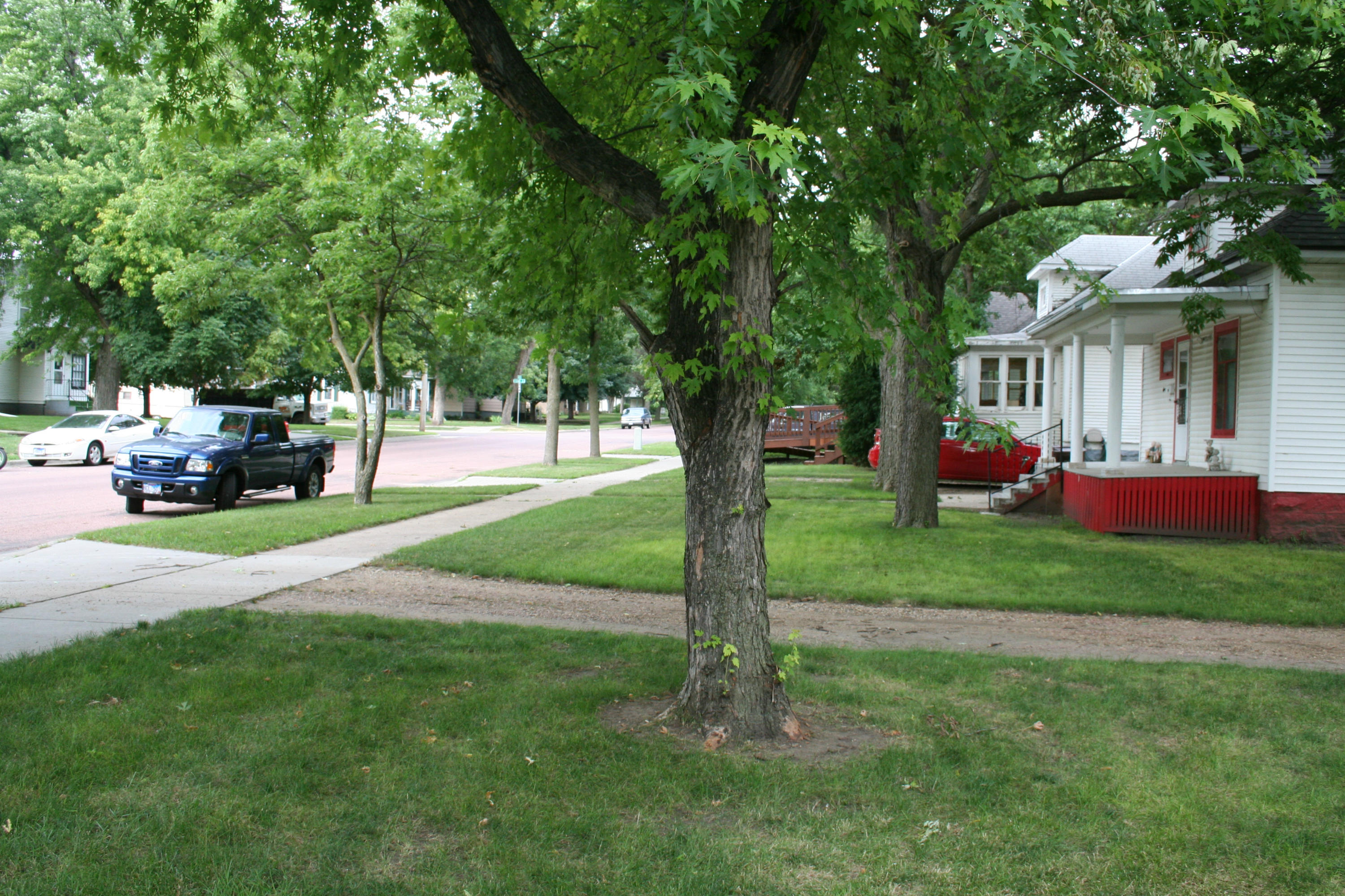 816 W 4th Ave