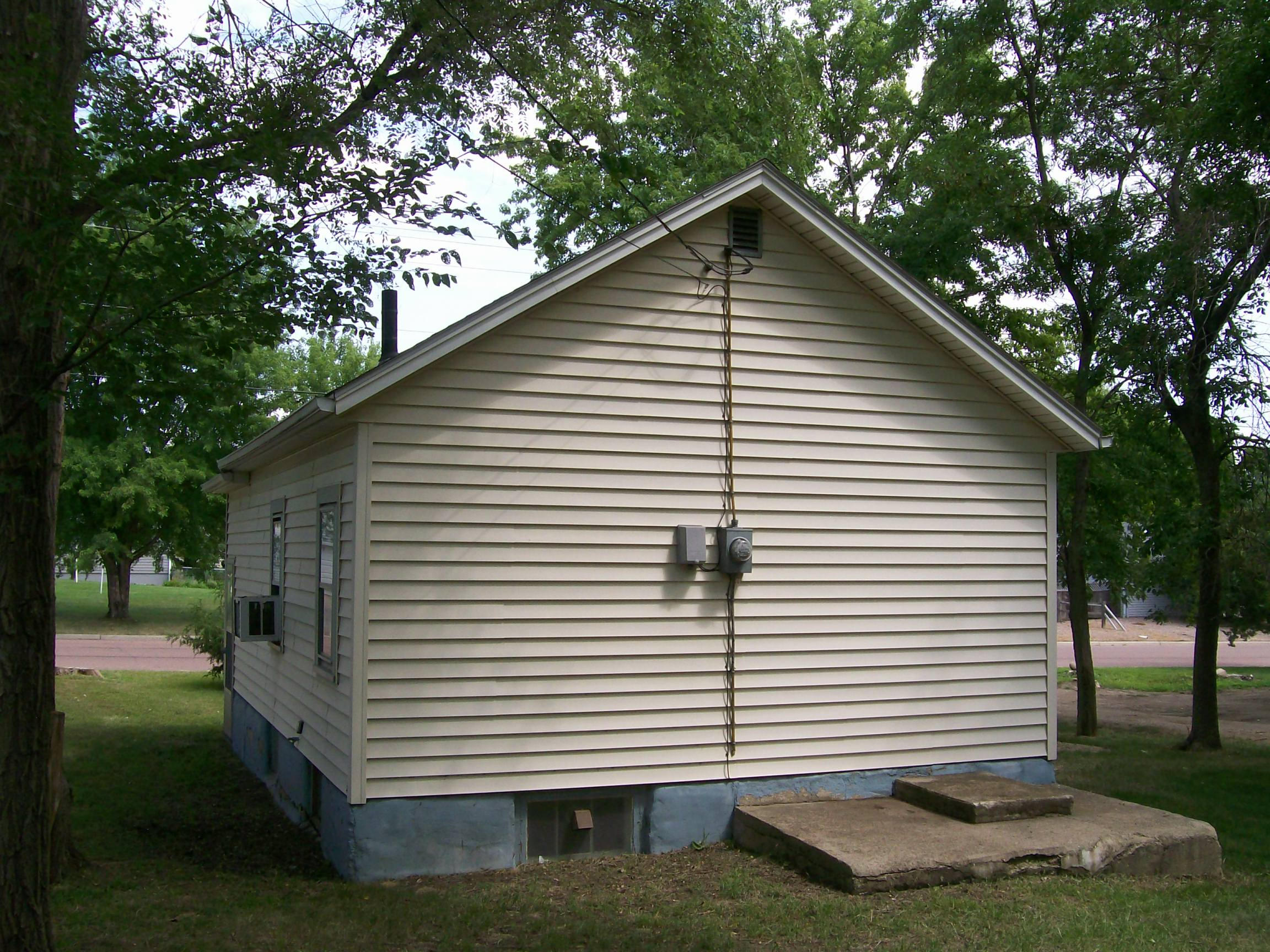 417 Edgerton