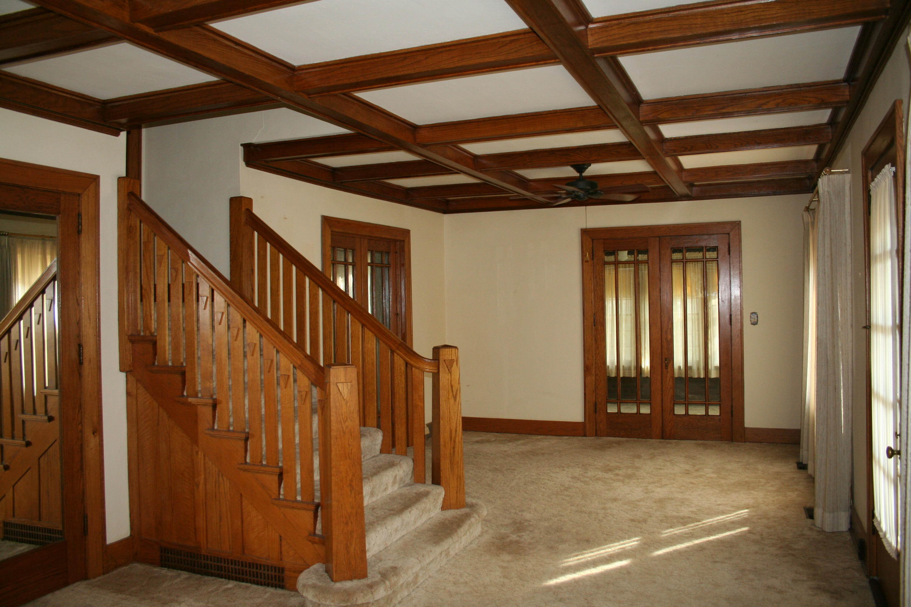 320 E 3rd Ave