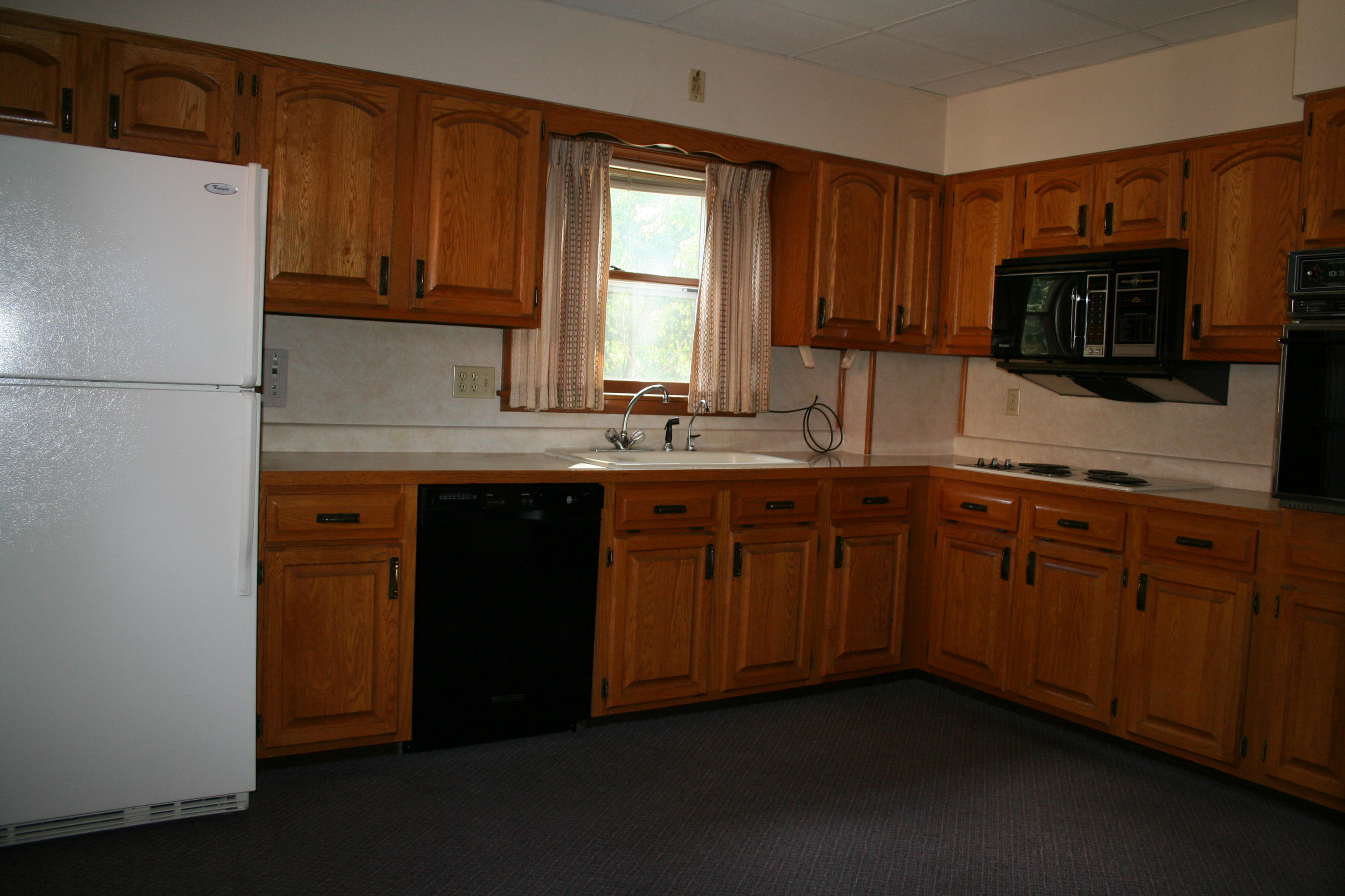 320 E 3rd Ave