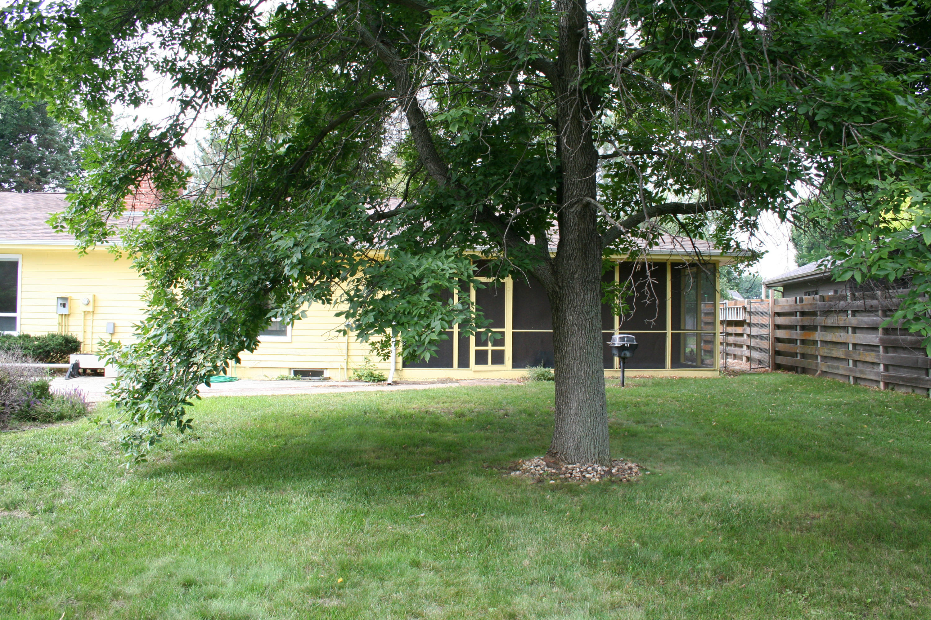1414 Mitchell Blvd