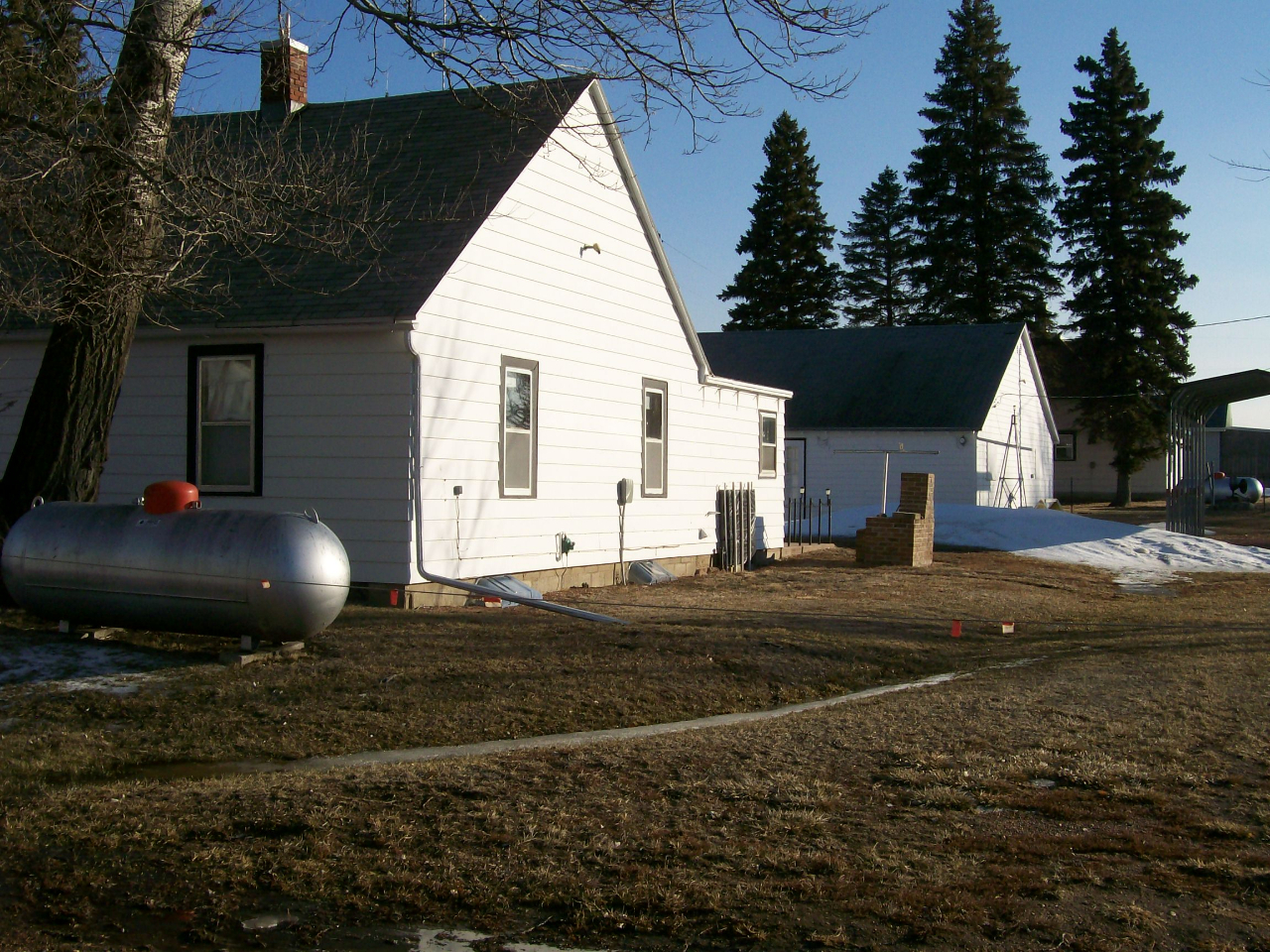 201 S 2nd St