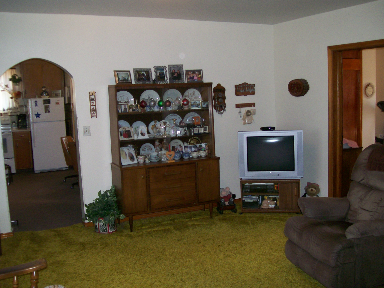 201 S 2nd St
