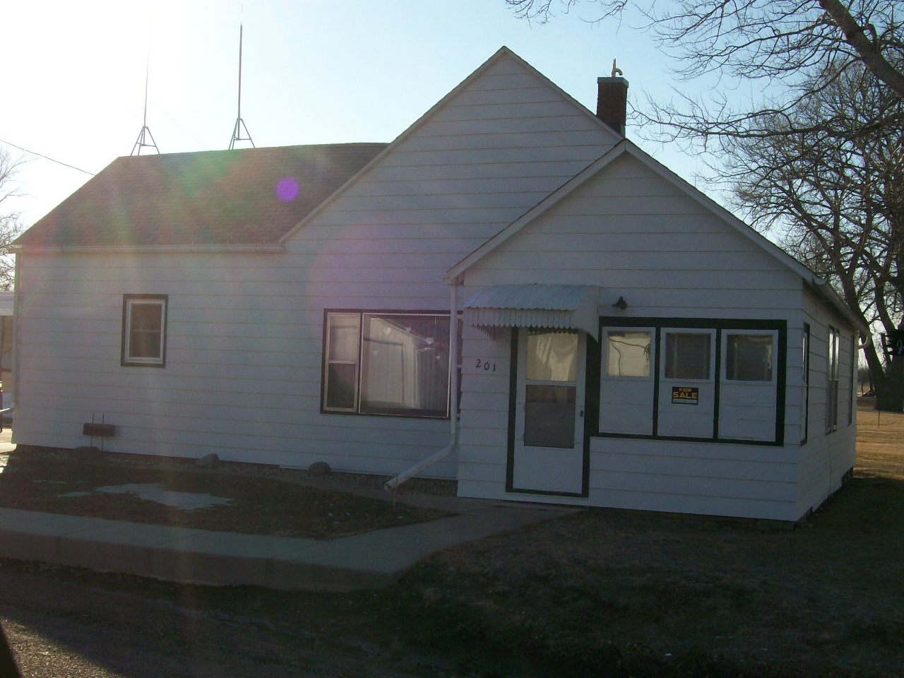 201 S 2nd St