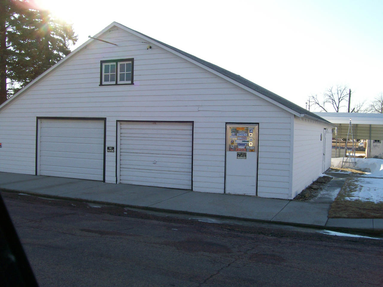 201 S 2nd St