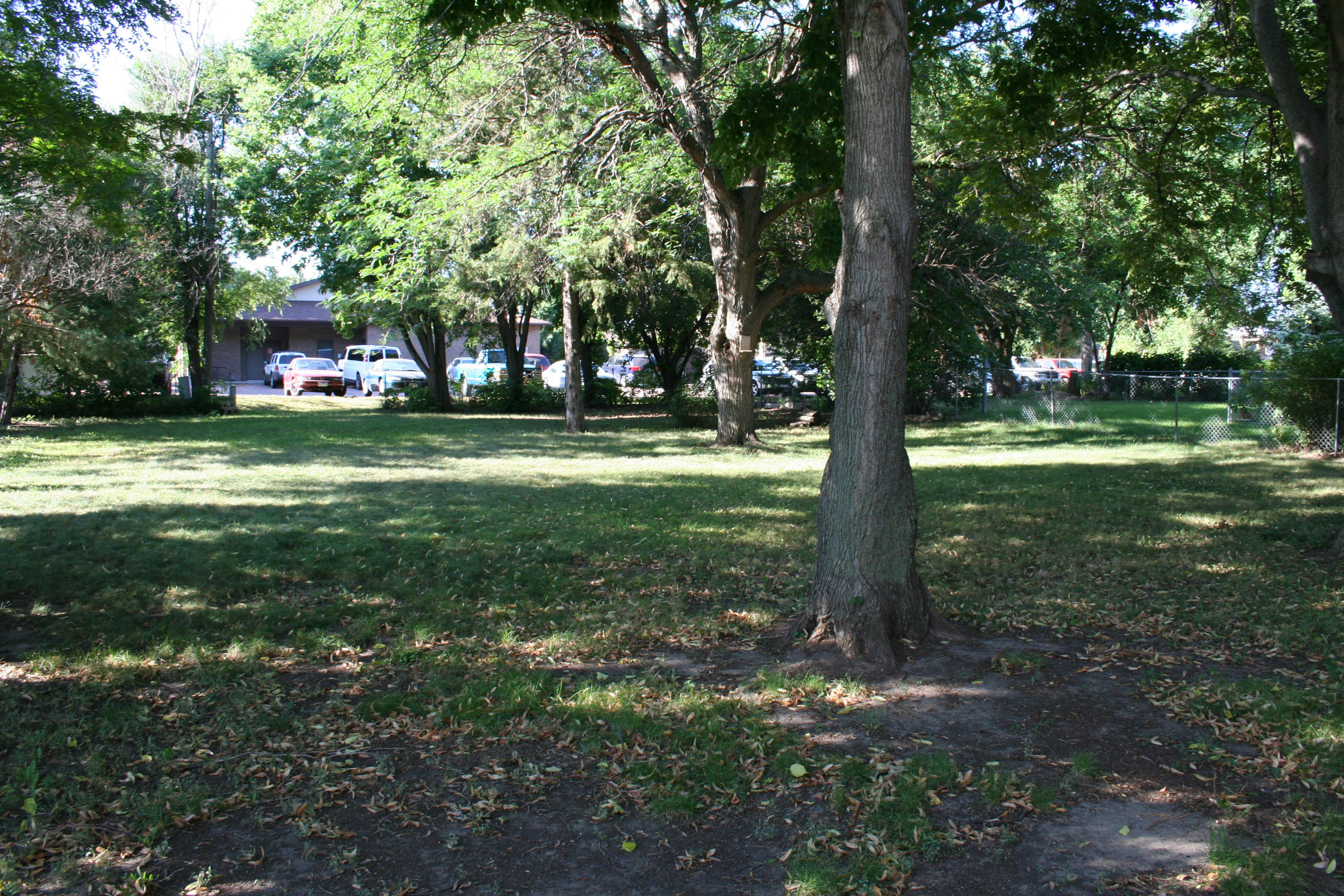 905 W Elm St