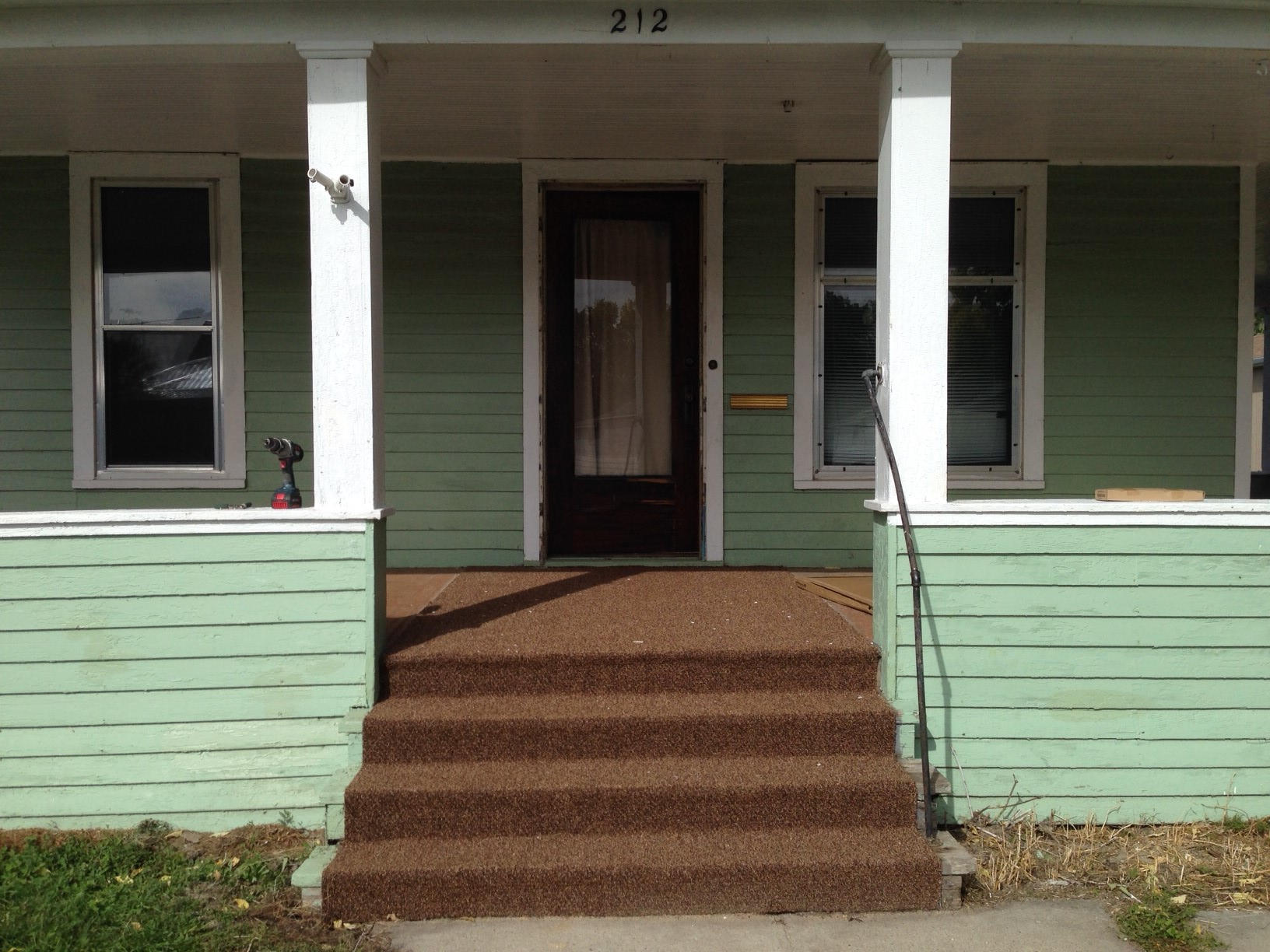 212 E 6th Ave