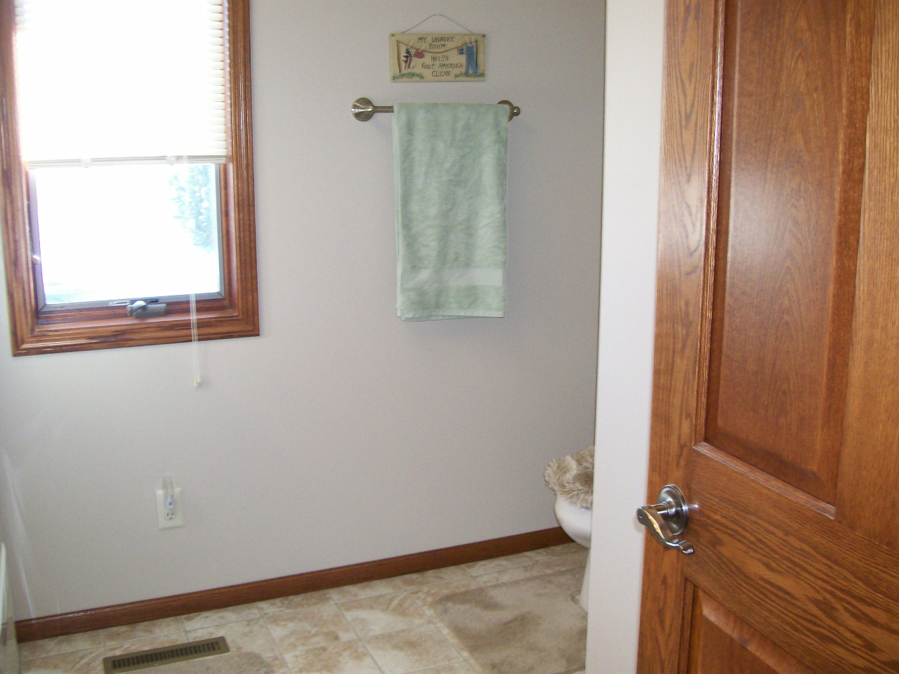 2808 Winsor Court