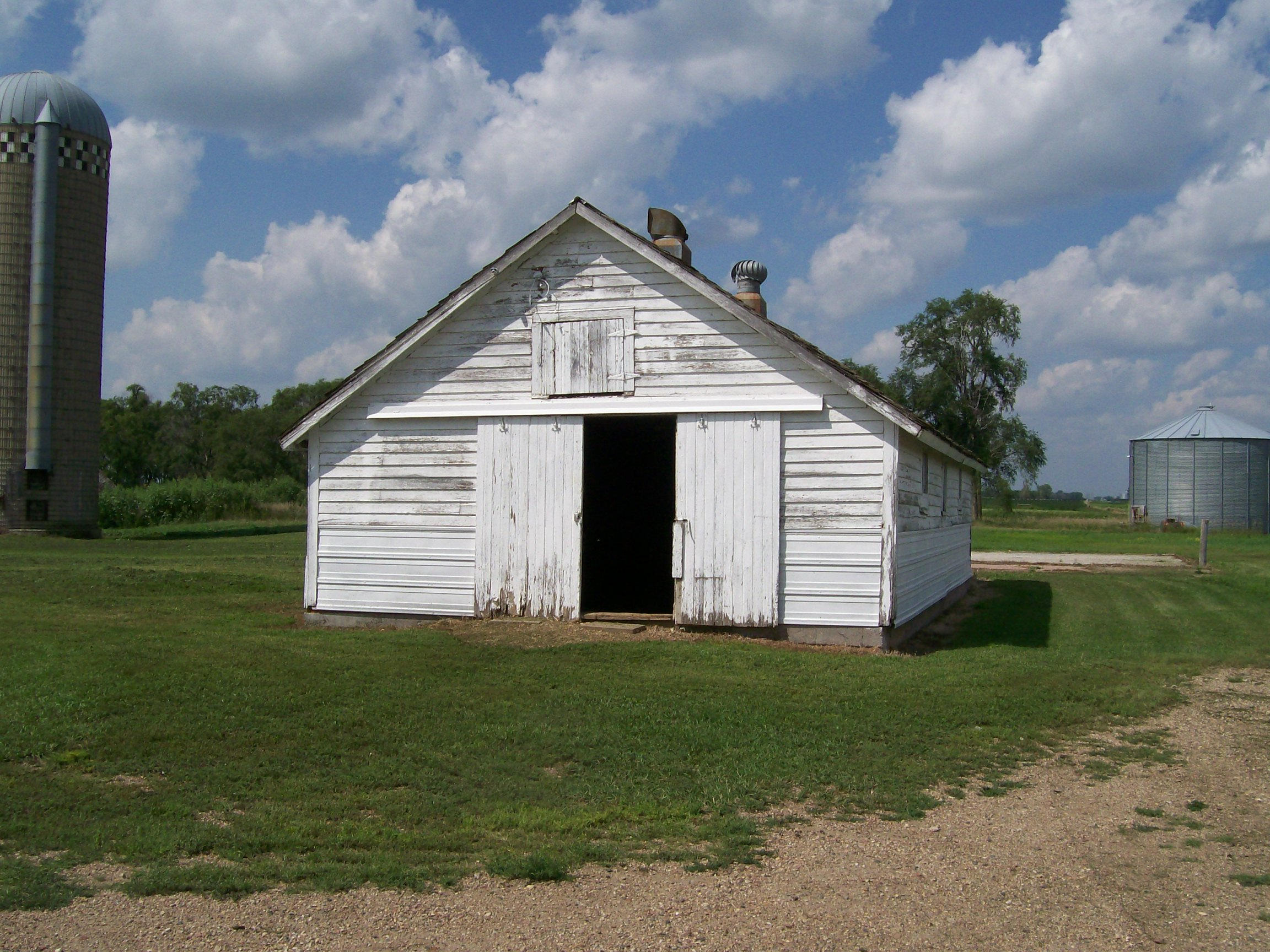 26097 435th Ave